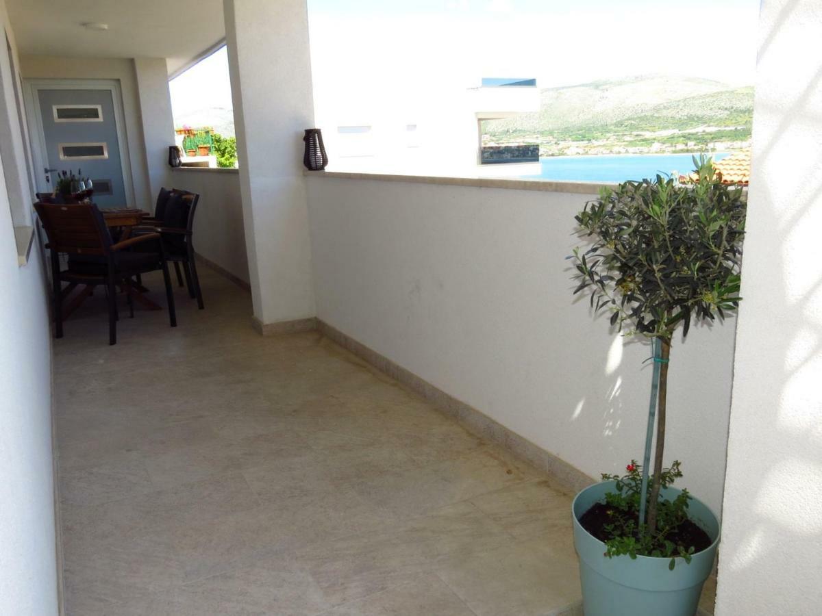 Apartments Barba Trogir Eksteriør billede